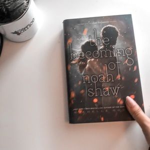 Book | the becoming of Noah Shaw | YA